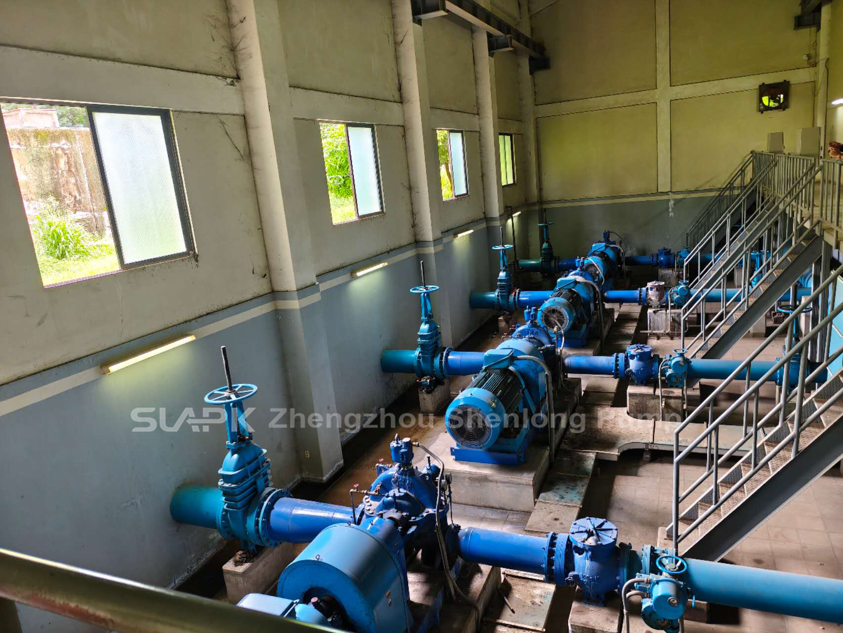 กรณี บริษัท ล่าสุดเกี่ยวกับ ทีมงานมืออาชีพของ Shenlong Pump Industry ให้การสนับสนุนในสถานที่ใน Managua เพื่อแก้ไขปั๊มดําน้ําของลูกค้า