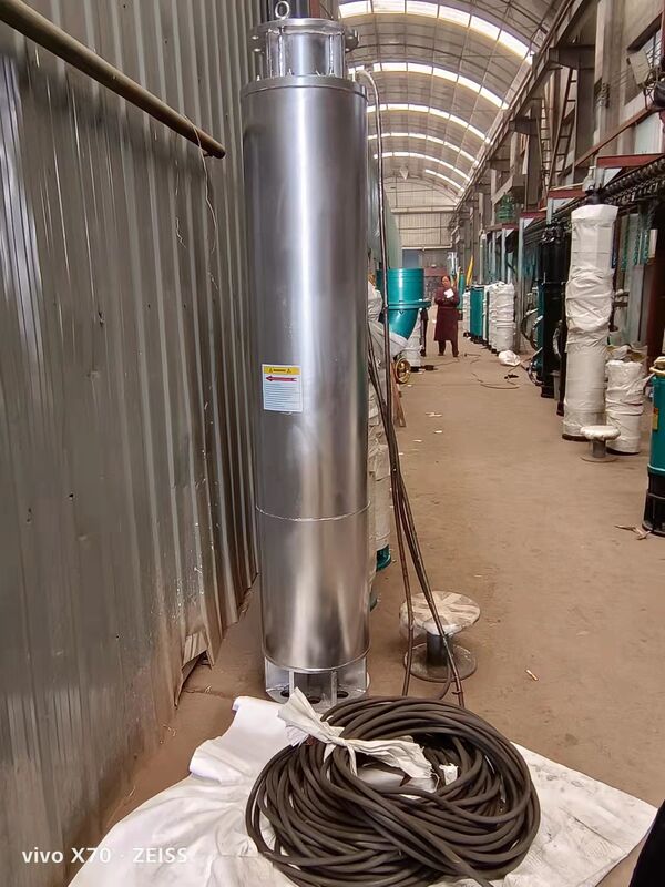 ปั๊มน้ำเสียแบบจุ่มใต้น้ำ WQD450-35-75KW แบบหลายขั้นตอน ดูดจากด้านล่าง พร้อมอัตราการไหล 450 ลบ.ม./ชม. และส่งน้ำได้สูง 35 เมตร
